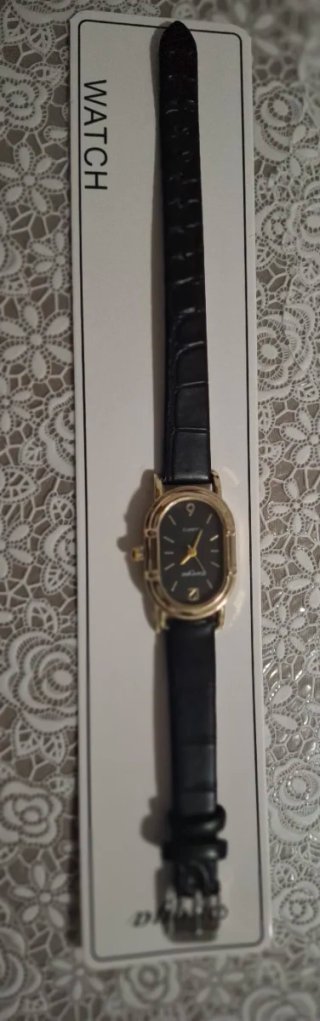 Reloj Ruoya con Esfera Ovalada