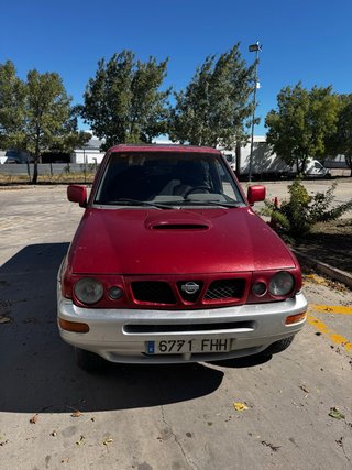 Nissan Terrano II 1998