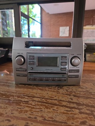 Radio CD Toyota Corolla Verso Plata