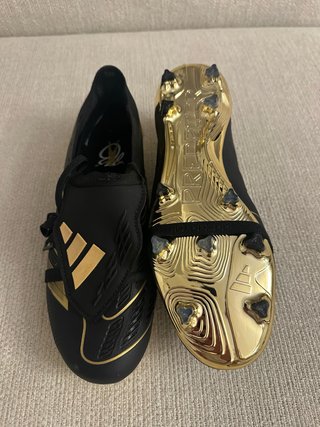 Scarpe da calcio Adidas Predator taglia 44