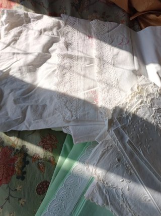 5 Sábanas Antiguas Bordadas