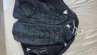 Chaqueta Adidas Arsenal Negra y Dorada