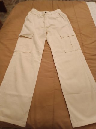Pantalón Cargo Beige