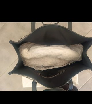 Bolso Tote Karl Lagerfeld Negro y Blanco