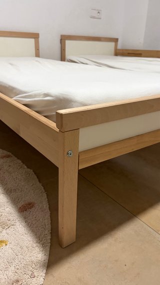 Cama infantil IKEA SNIGLAR 2 camas y 2 colchones