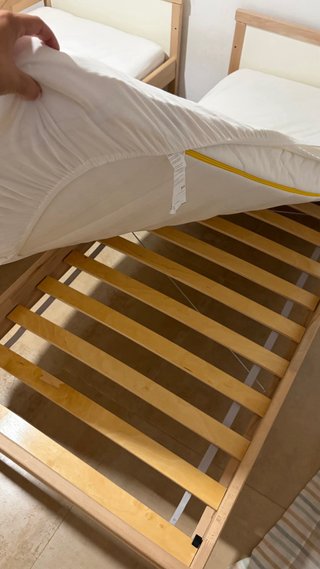 Cama infantil IKEA SNIGLAR 2 camas y 2 colchones
