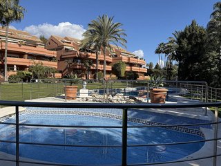 Piso en alquiler en Puerto Banús en Marbella