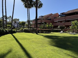 Piso en alquiler en Puerto Banús en Marbella