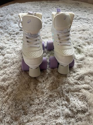 Patines de 4 Ruedas. Talla 34