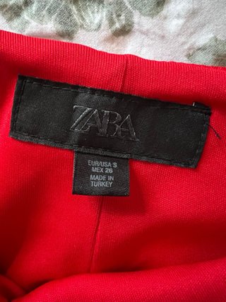 Vestido corto Zara rojo