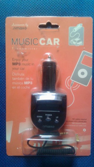 RIMAX MUSIC CAR TRANSMISOR FM COCHE NUEVO Sólo tie