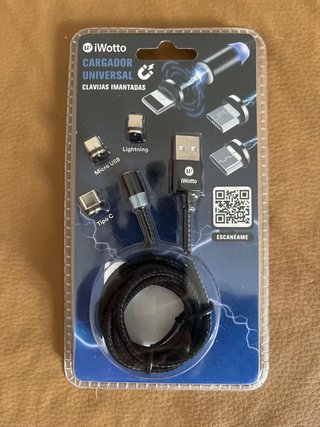 Cargador Universal iWotto con Clavijas Imantadas