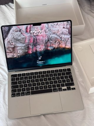 MacBook Air M3 256GB Plata