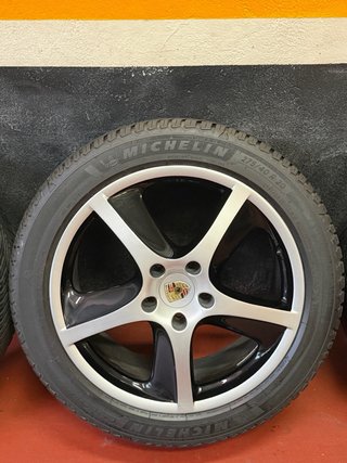 Llantas Porsche Cayenne 275/40 R20 Michelin
