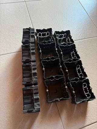 Cajas para enchufes (x12)