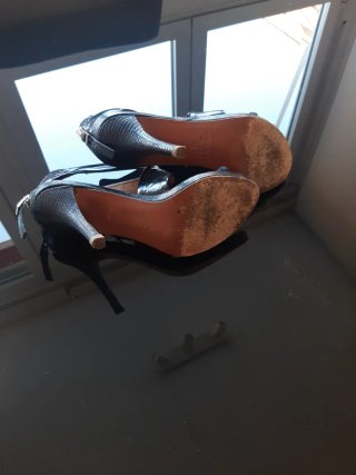 Sandalias de Piel Uterqüe Negras