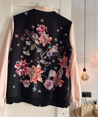 Chaqueta bomber fina entretiempo