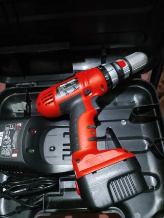 Taladro Atornillador Black & Decker 12V