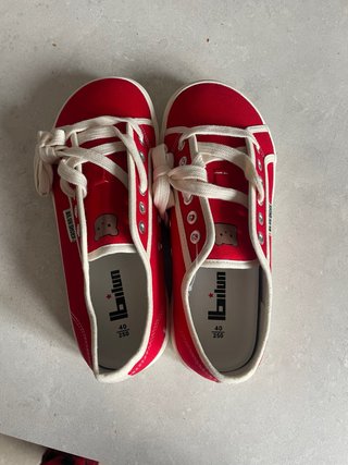 Zapatillas Respetuosas Bilun Rojas Talla 40