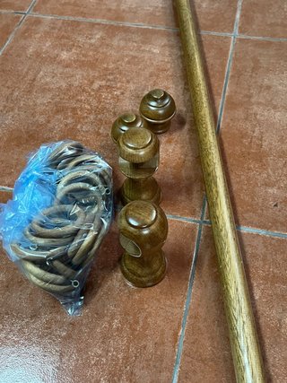 Barra per Tende con Applicazioni in Legno