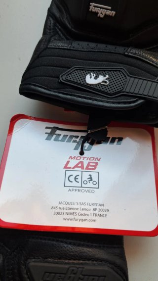 Guantes de Moto de Cuero Negro Furygan