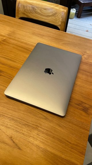 MacBook Air M1 2021 Plata