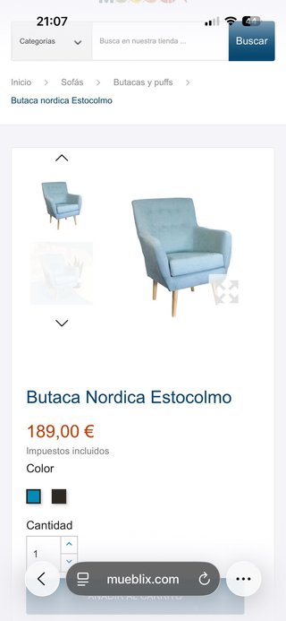 Butaca de tela color azulado