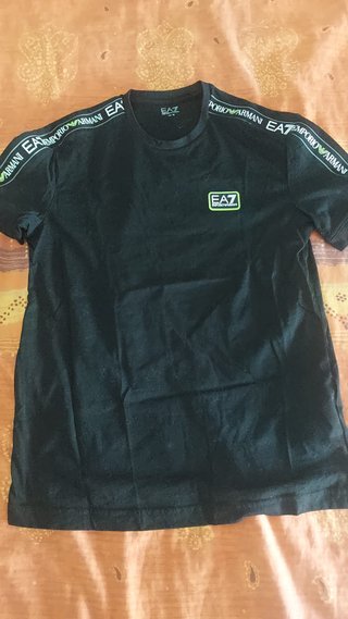 T-shirt EA7 nera taglia XS