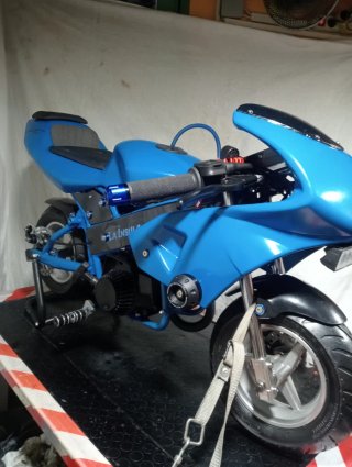 Mini moto gasolina deportiva azul