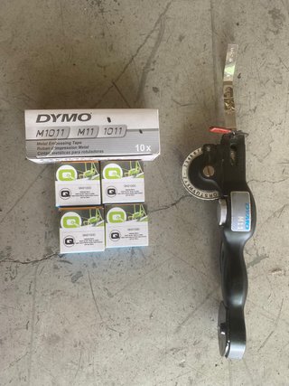 Etiquetadora Dymo M11 para Metal