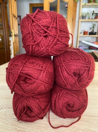 Lana acrílica 100gr 280mt