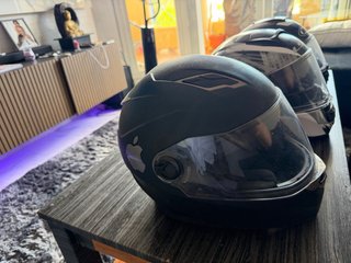 Casco Moto Negro, visor de sol integrado .talla M