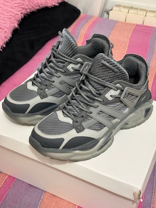 Zapatillas Guess Talla 42 Gris/Blanco