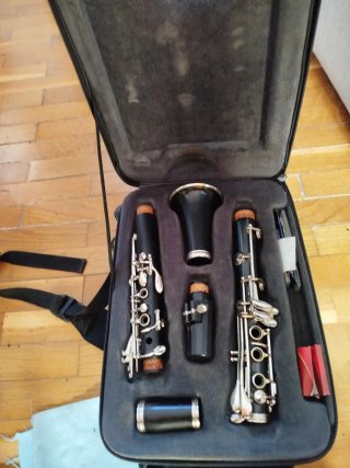 Clarinete con Estuche buffet e11