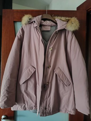 Parka invernale rosa antico con cappuccio