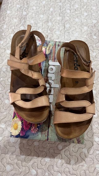Sandalias de Cuña Jordana Beige Talla 39