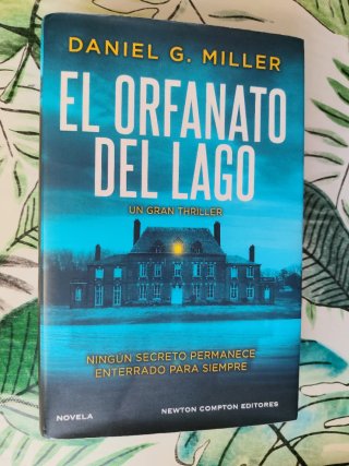 El orfanato del lago