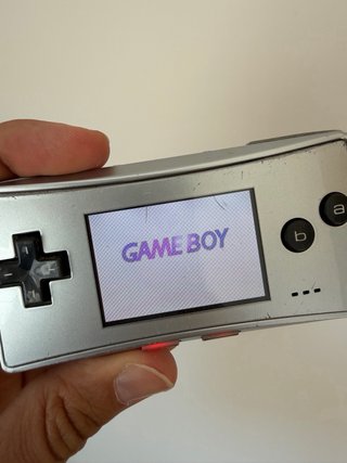 Game Boy Micro Plateada con cargador original
