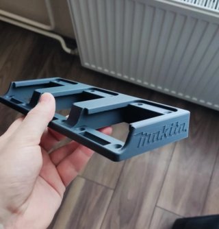 Soporte de Pared para 3 Baterías Makita 18V LXT