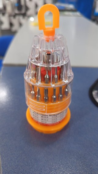Destornilladores Precisión Xinrui XR-6036B 31 en 1