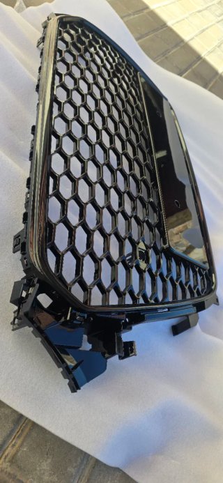 Parrilla Frontal Audi A4 / RS4 B8