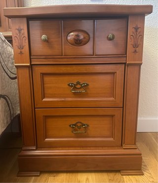 Dormitorio completo de madera