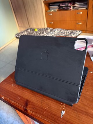 Magic Keyboard para iPad Air 11