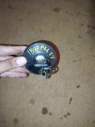 Tapón de gasolina Seat Ibiza Mk1 1987