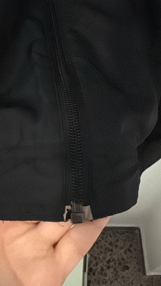 Chaqueta adidas Negra
