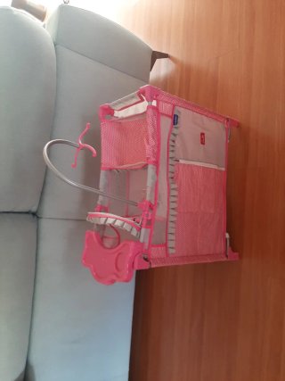 Cuna-trona-armario para muñecas