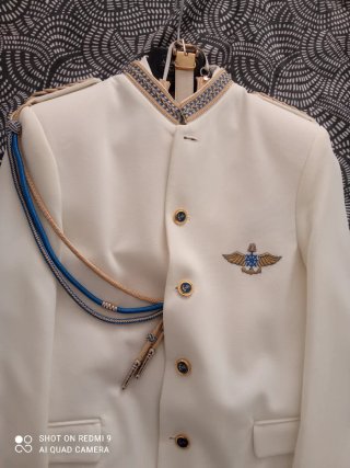 Traje de Comunión Blanco y Dorado