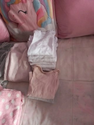 Lote Ropa Niña 2 Pijamas y 8 Bodies largos