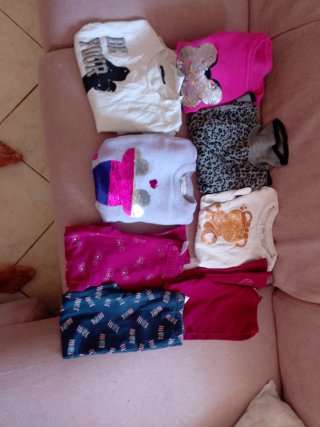 Lotto abbigliamento bambina 4 anni