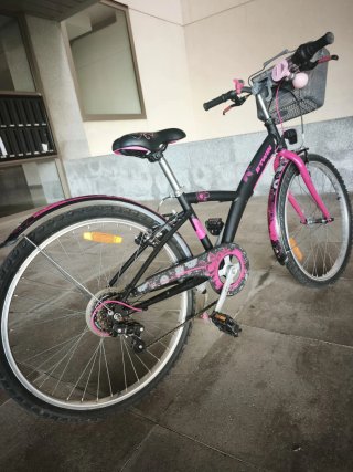 Bicicleta infantil BTWIN rosa